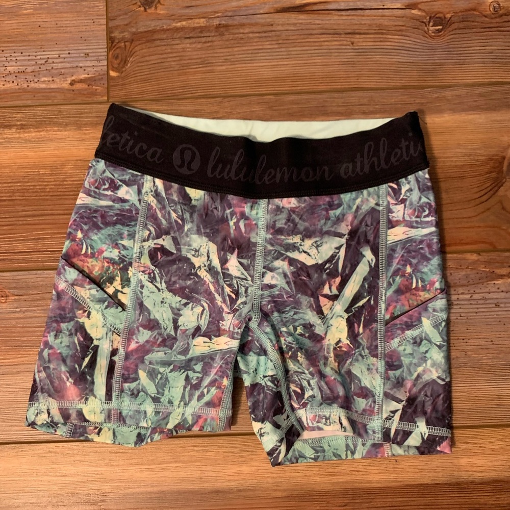 Lululemon bike shorts